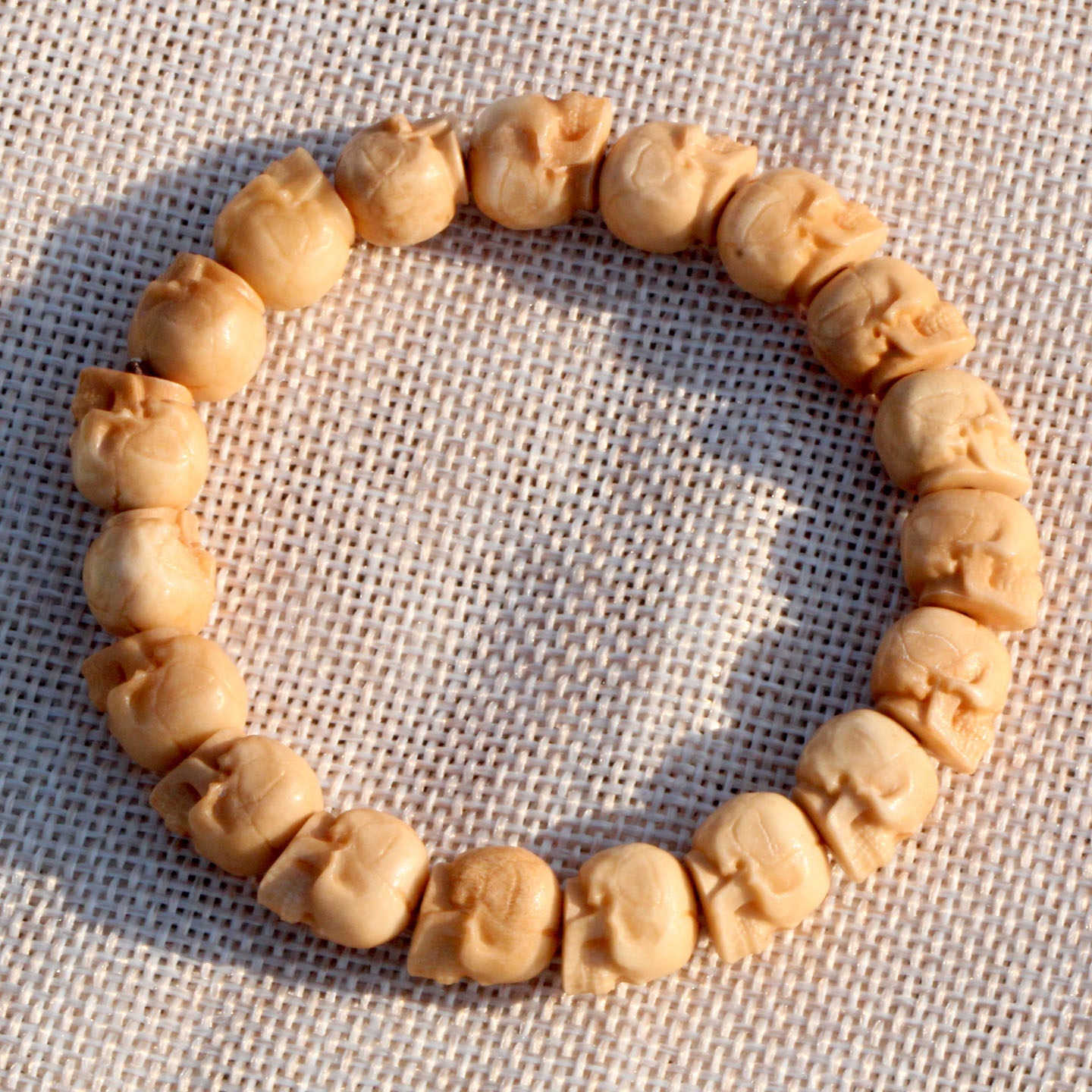 Antler-Carved Eye-less Design Skull Bead Bracelet