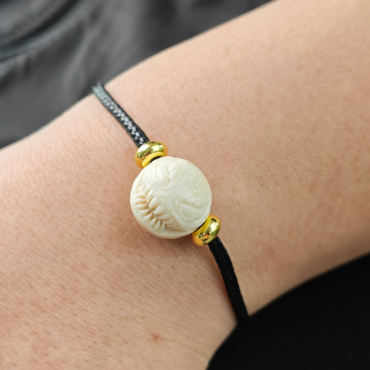 Carved Antler Venom Wax Leather Bracelet