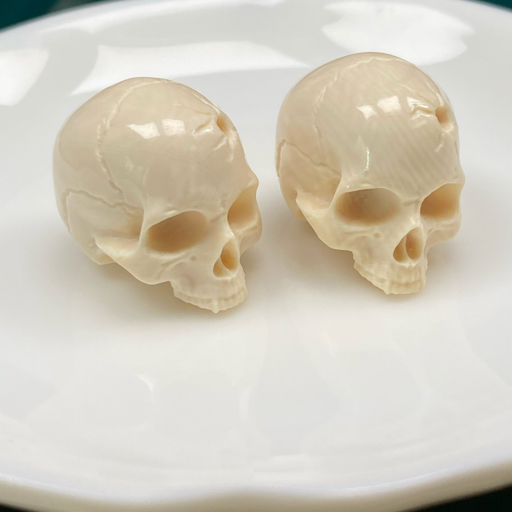 Carved Mammoth Ivory Half-Jaw Skull Bead