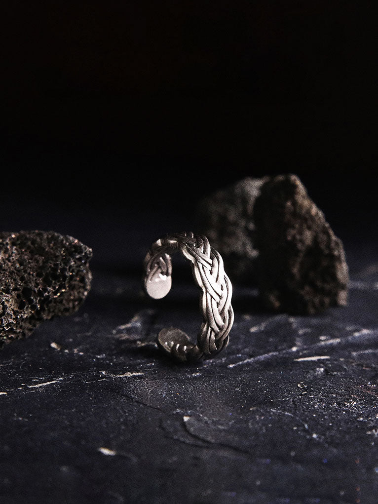 Anello con nodo celtico
