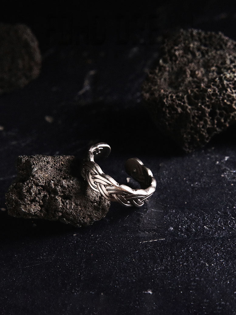 Anello con nodo celtico