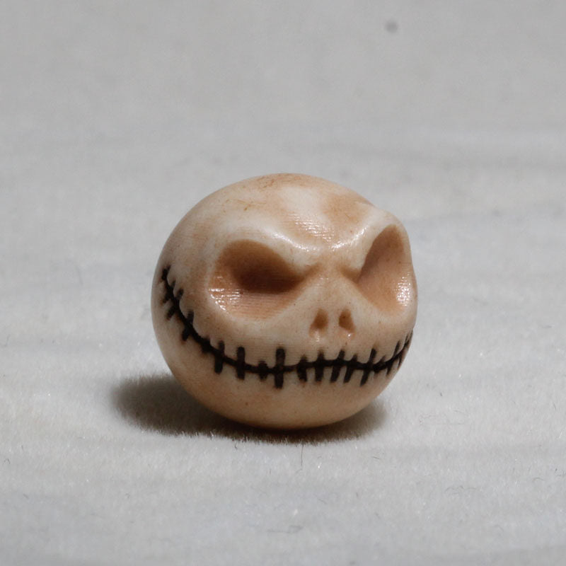 Antiqued Antler Carving Zombie Skull Bead Bracelet