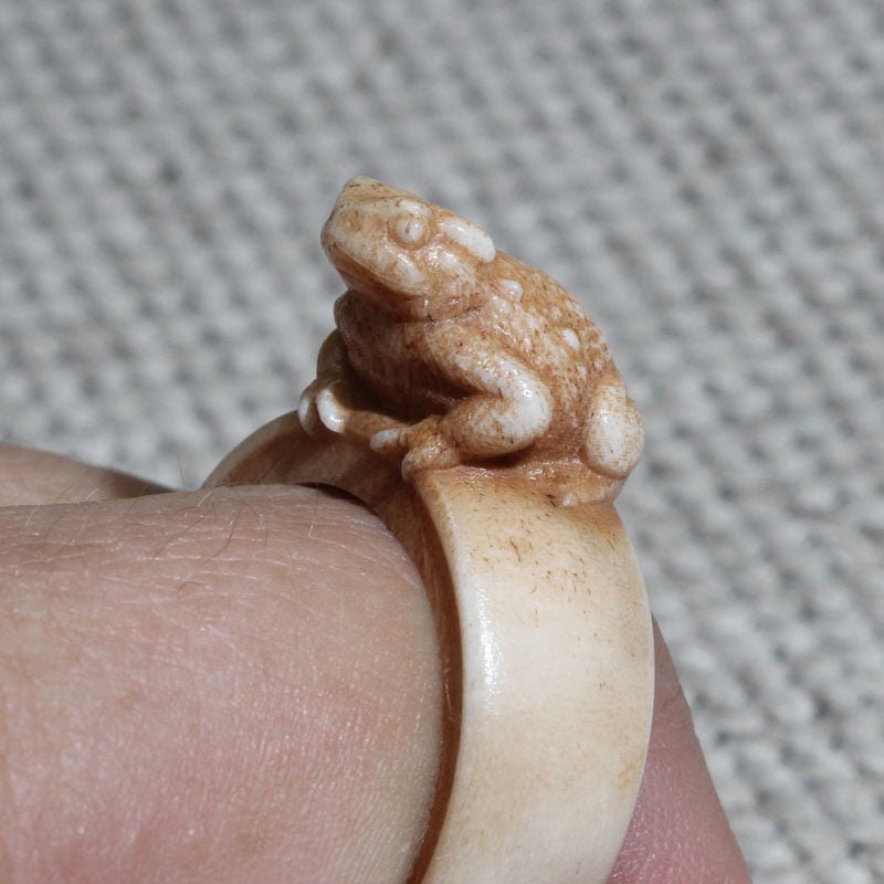 Antiqued Carved Deer Antler Ring with Toad Motif