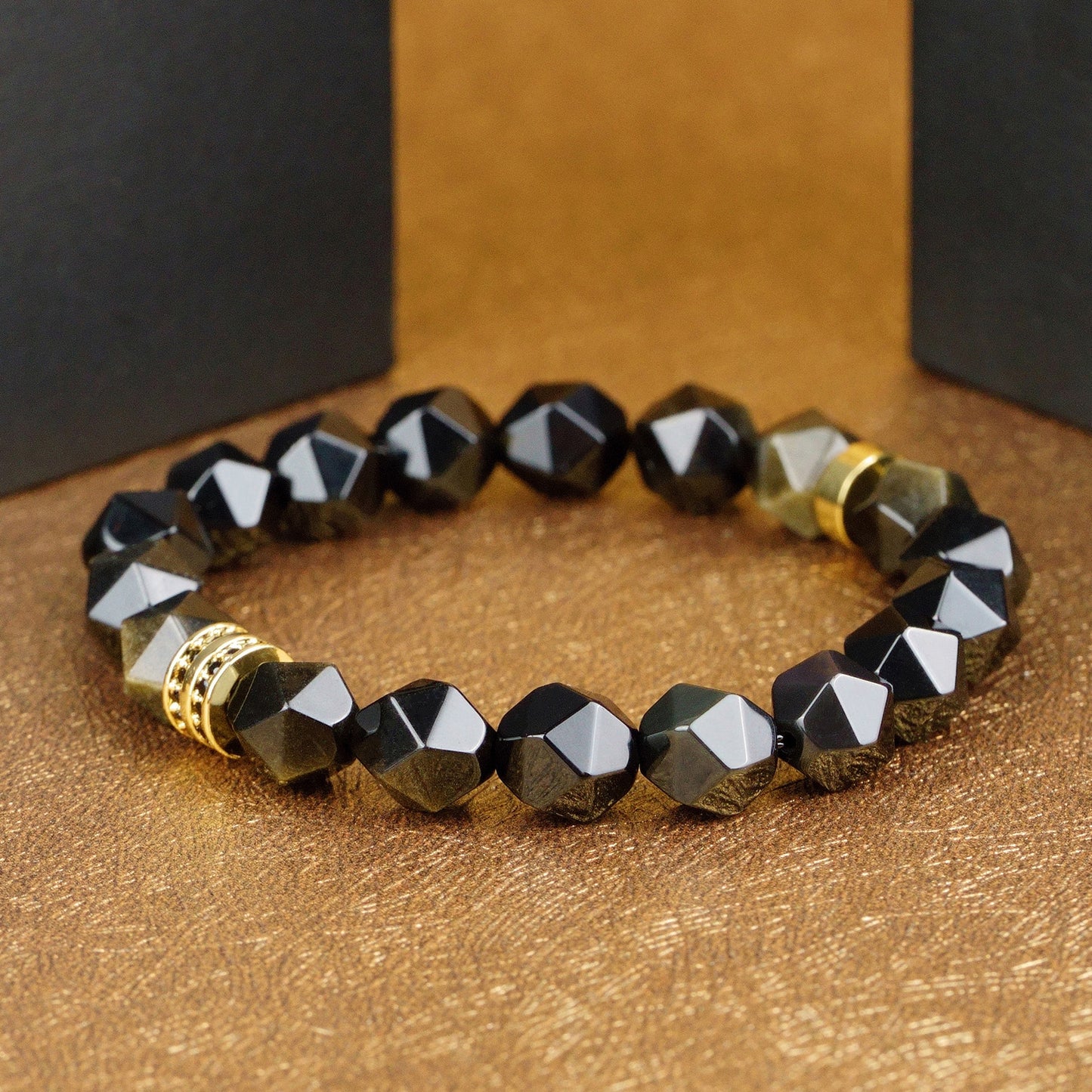 Bracelet en perles d'obsidienne à facettes Dragon Gleam